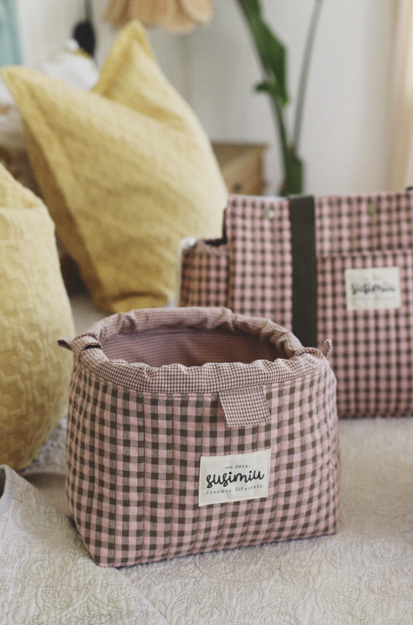 Pedido privado. Bolsa de labores Boca de Lobo Vichy Rosa + Bolsa Grande Terciopelo Burdeos
